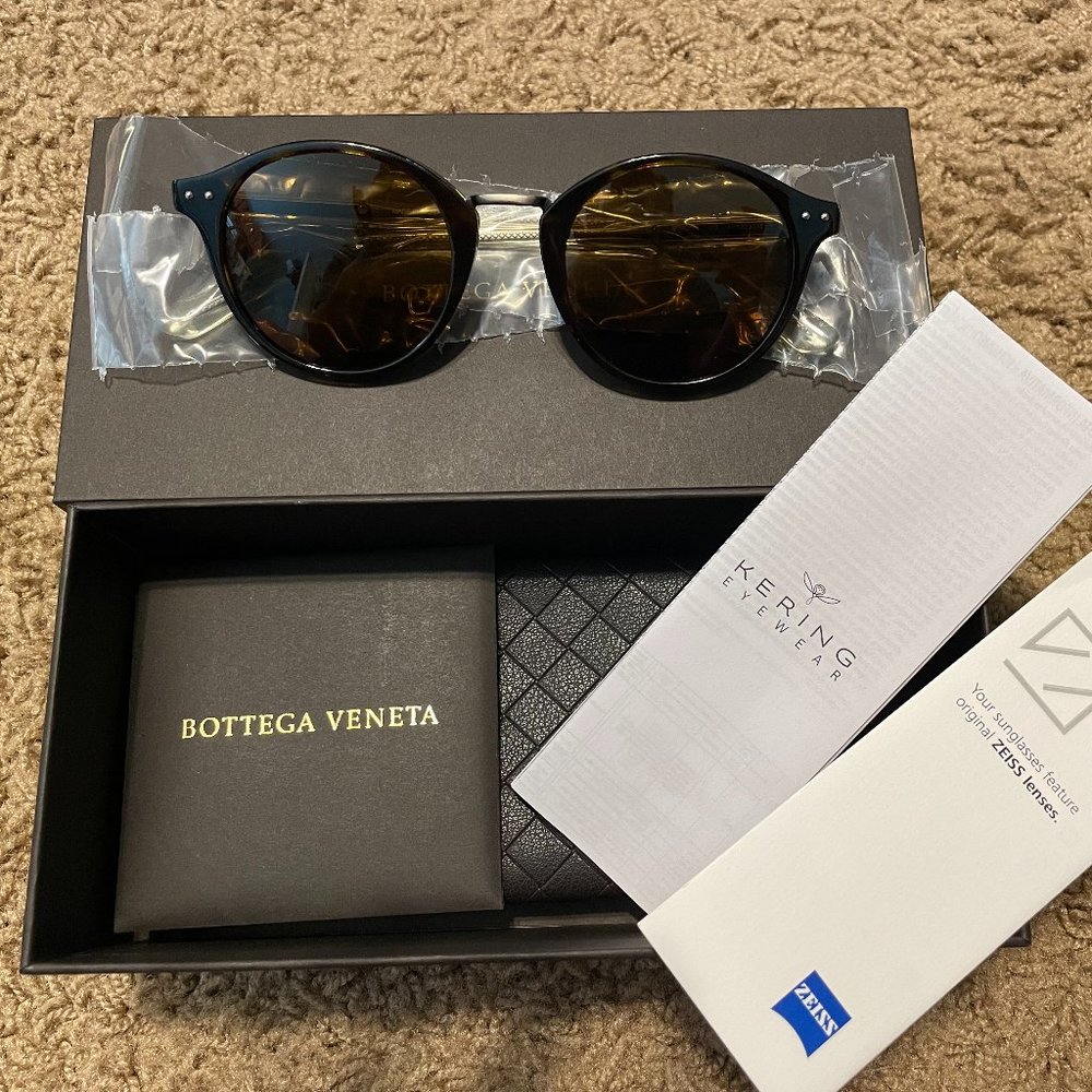 Bottega Veneta Havana sunglasses Authentic bv0080s